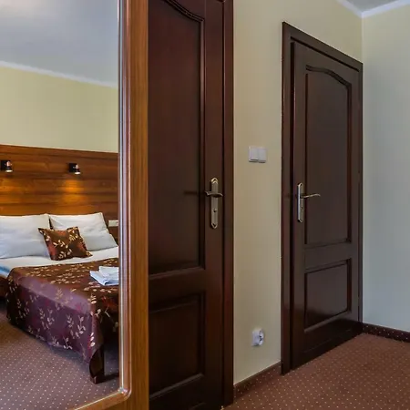 Markowy Dworek Quarto em Acomodações Particulares